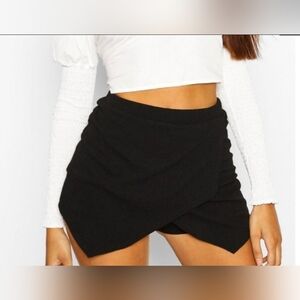 Express Black Skort 00